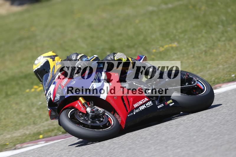/15 22.05.2026  Plüss Moto Sport  Discover the Bike ADR /Gruppe rot - Race 3/386